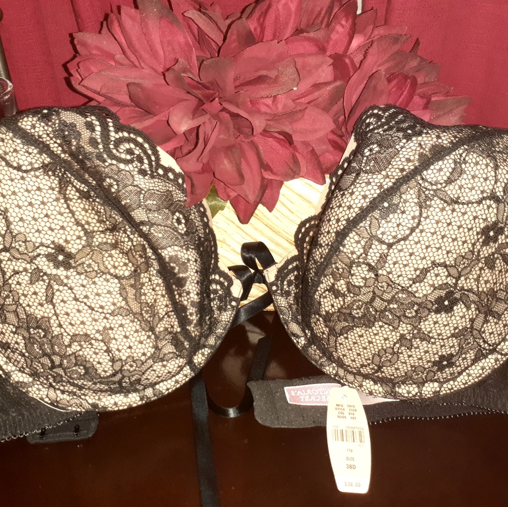 Victoria Secret  bra size 38d